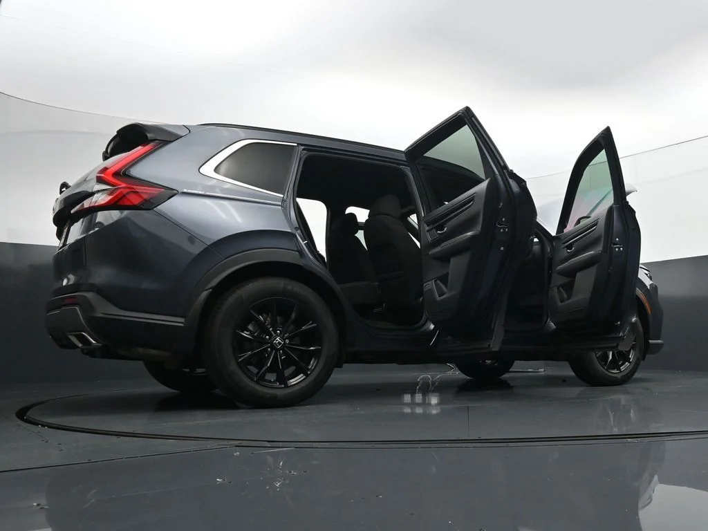 Used 2024  Honda Sport image 43