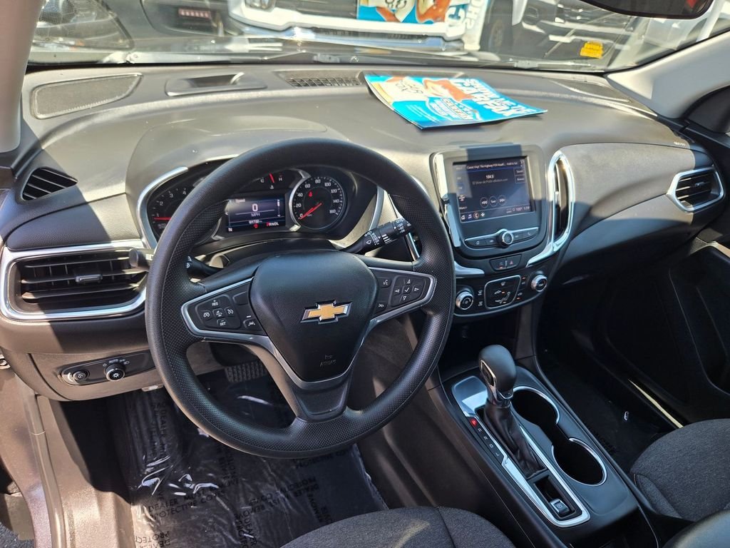 Used 2022 Gray Chevrolet LT image 6