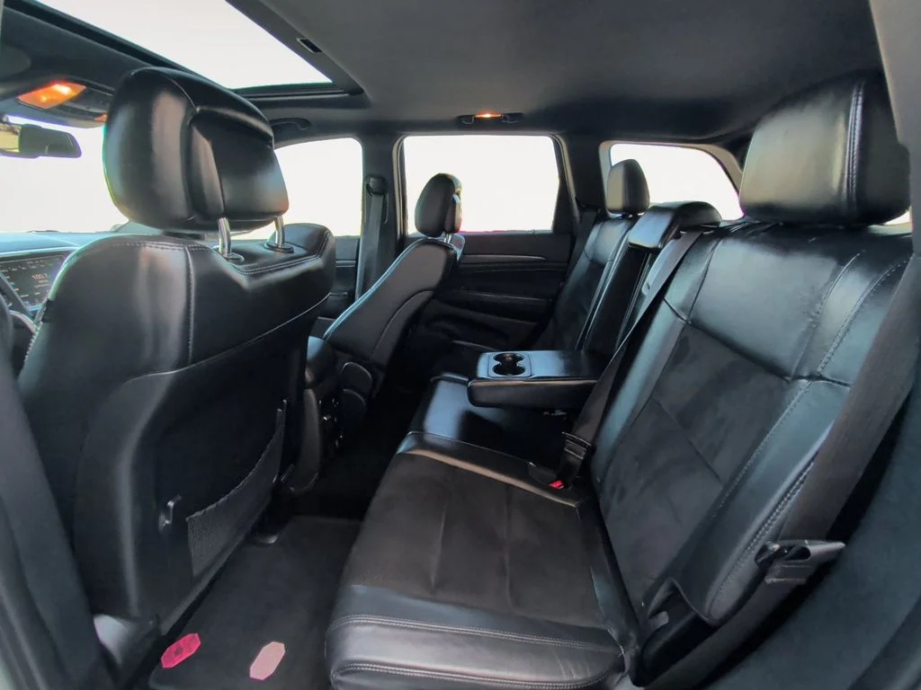 Used 2015 White Jeep Altitude image 18