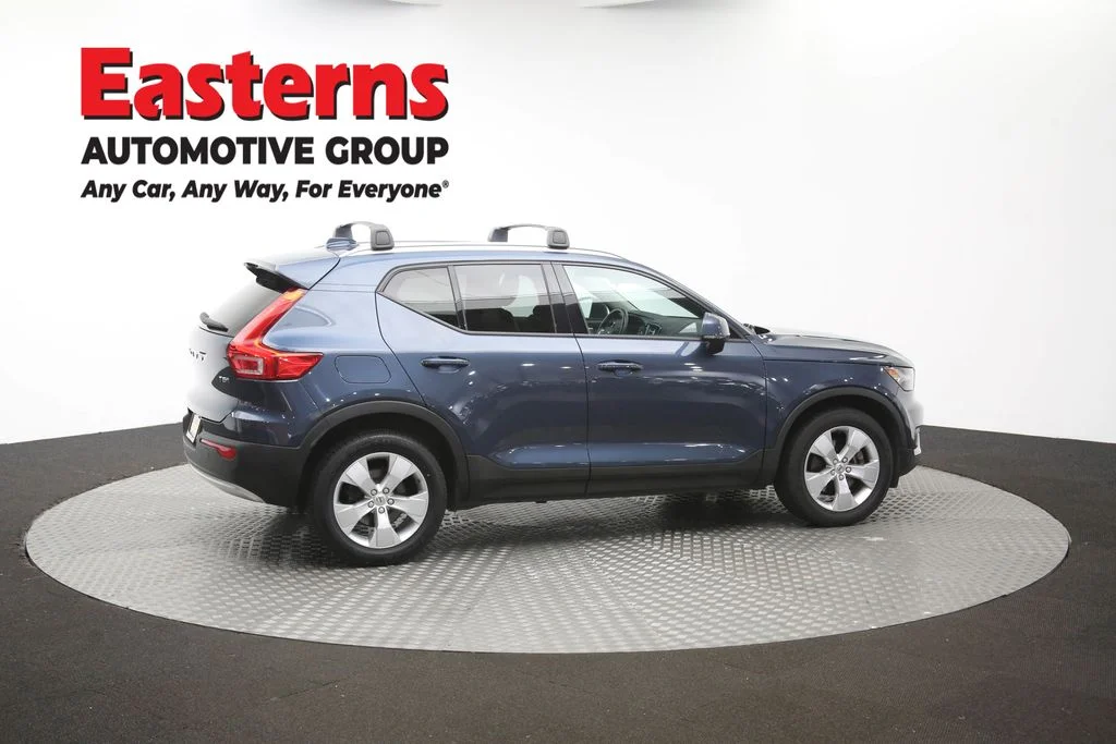 Used 2021 Gray Volvo Momentum image 44