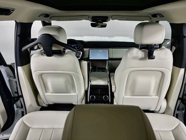 New 2027 White Land Rover SE image 22
