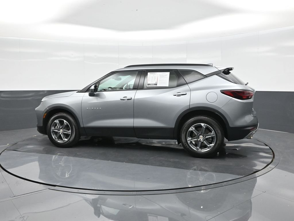Used 2024 Gray Chevrolet LT image 5
