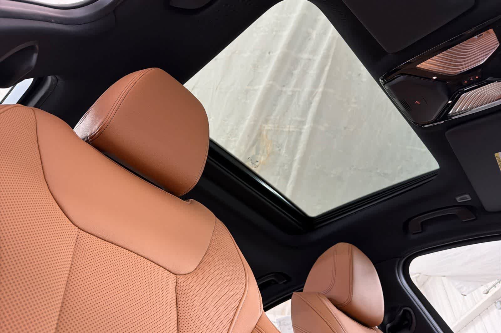 New 2026 Black Sapphire Metallic BMW 330i image 16