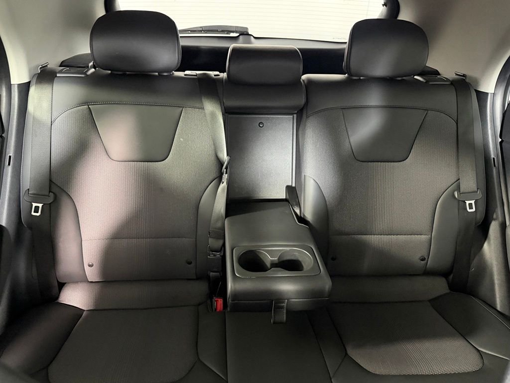 Used 2025 Gray Kia Wind image 20