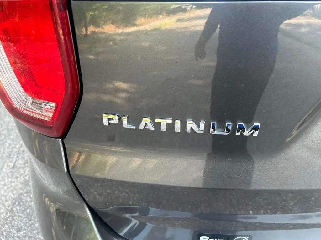 Used 2016 Gray Ford Platinum image 11