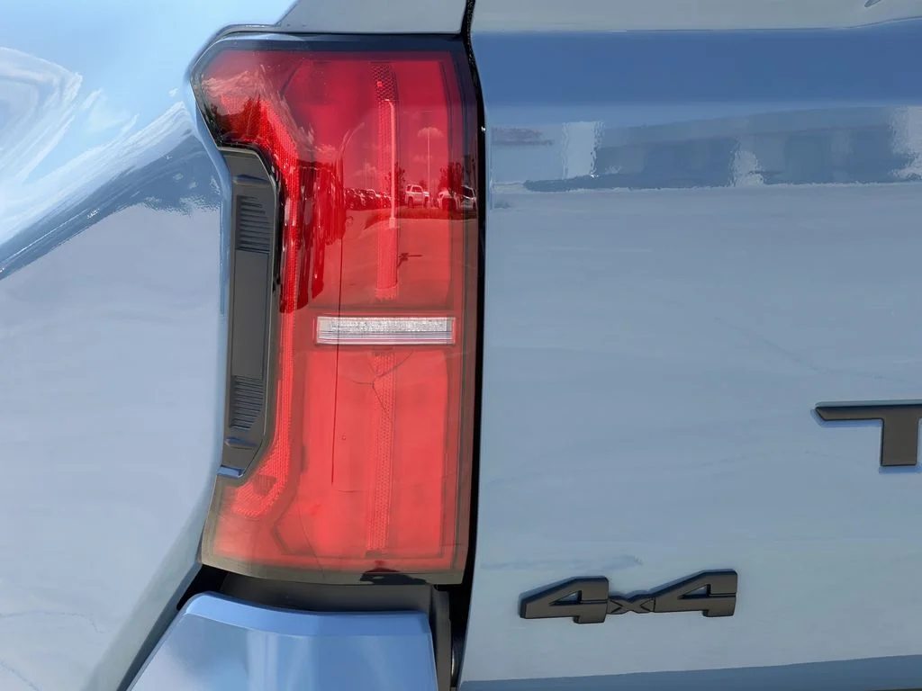 Used 2026 Blue Toyota SR5 image 11