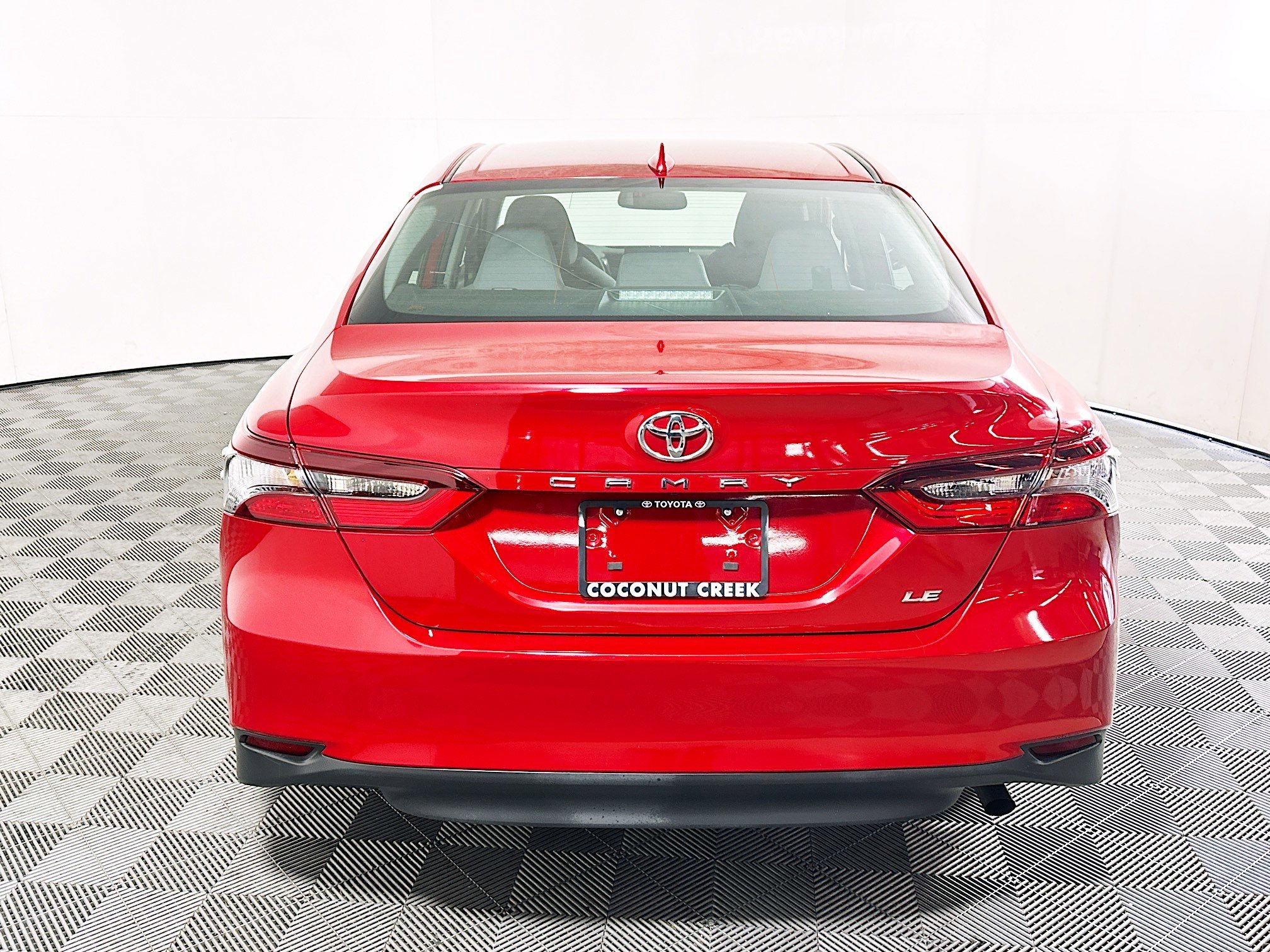 2023 Toyota Camry thumbnail 6