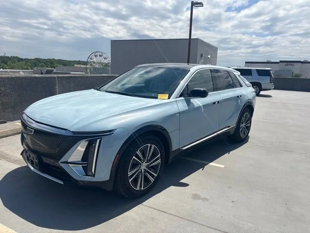 2024 Cadillac Lyriq Luxury 1 AWD's photo