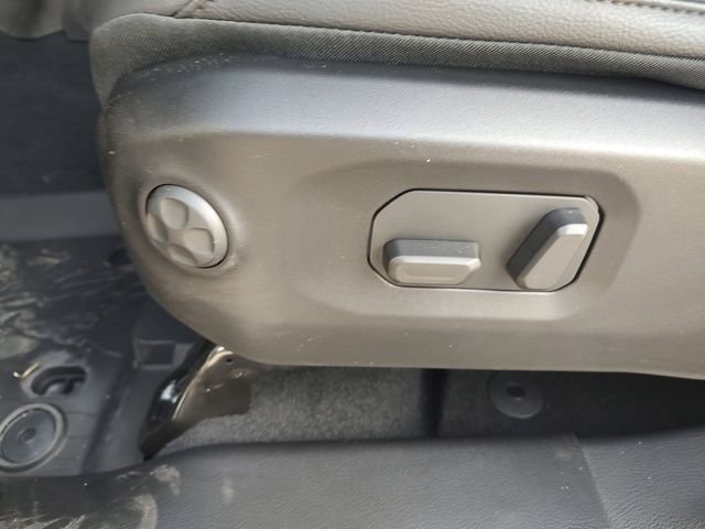 New 2026 Granite Crystal Metallic Clear-Coat Exterior Paint Jeep Texas Trail image 28