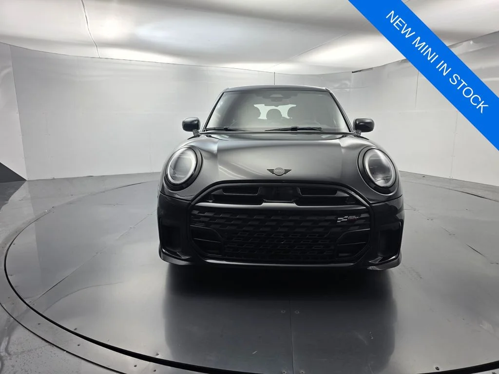 New 2026 Black MINI Iconic image 2