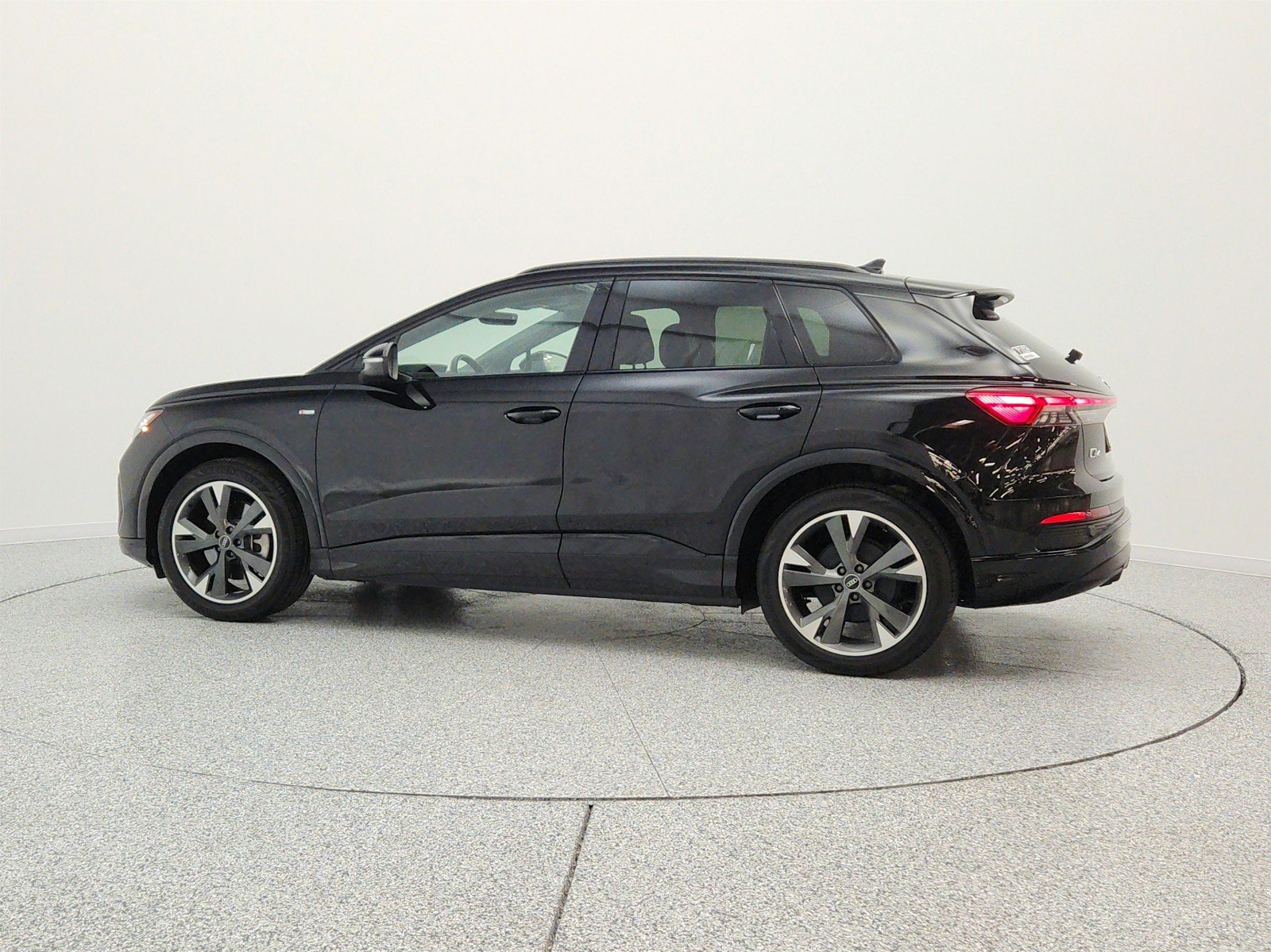 Used 2024 Mythos Black Metallic Audi Premium image 8