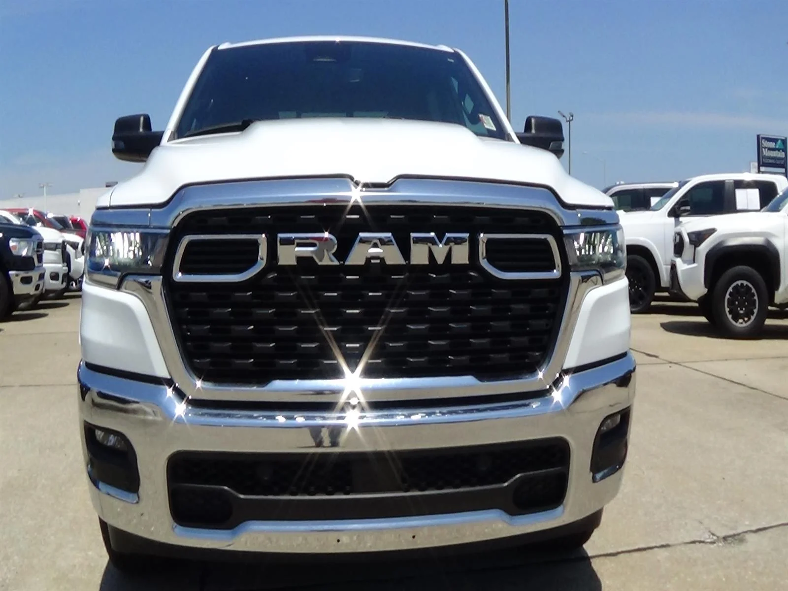 Certified Used 2025 Bright White Clear Coat (pw7) RAM Big Horn image 3