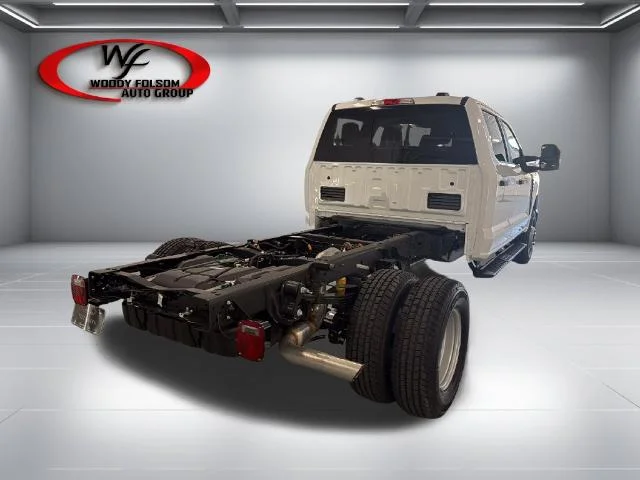 New 2027 Oxford White Ford F-350® XL image 23