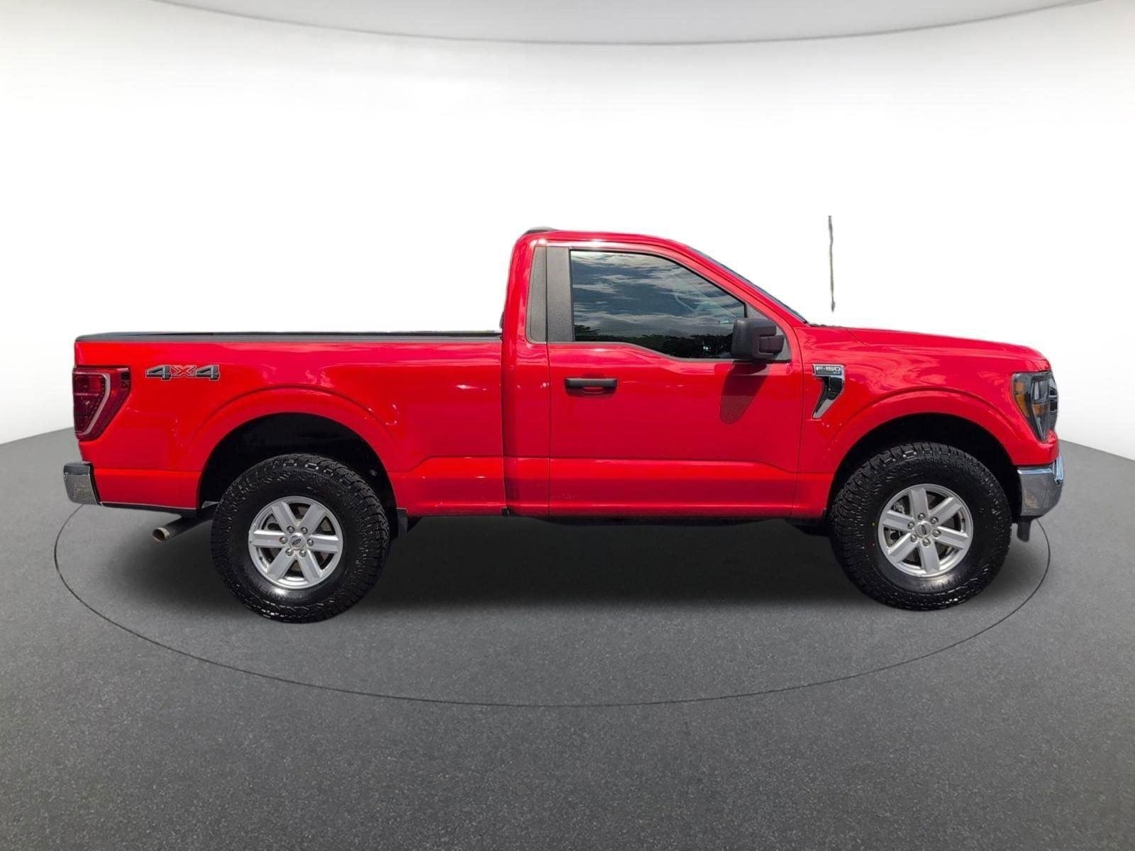 Used 2023 Race Red Ford XLT image 10
