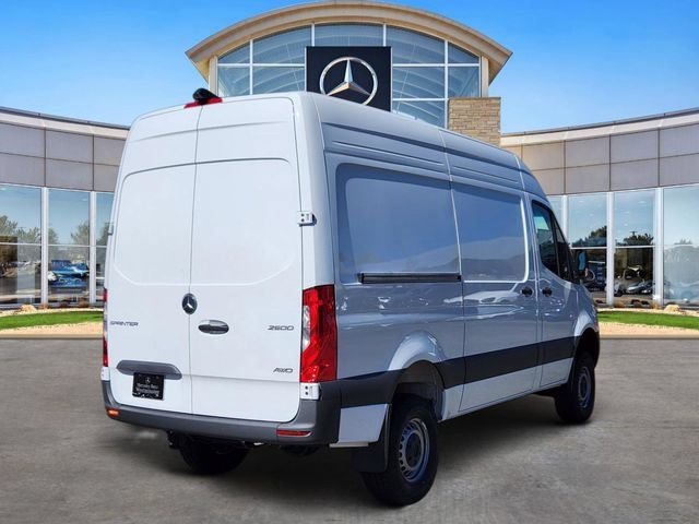 Used 2026 White Mercedes-Benz Cargo 144 WB image 4