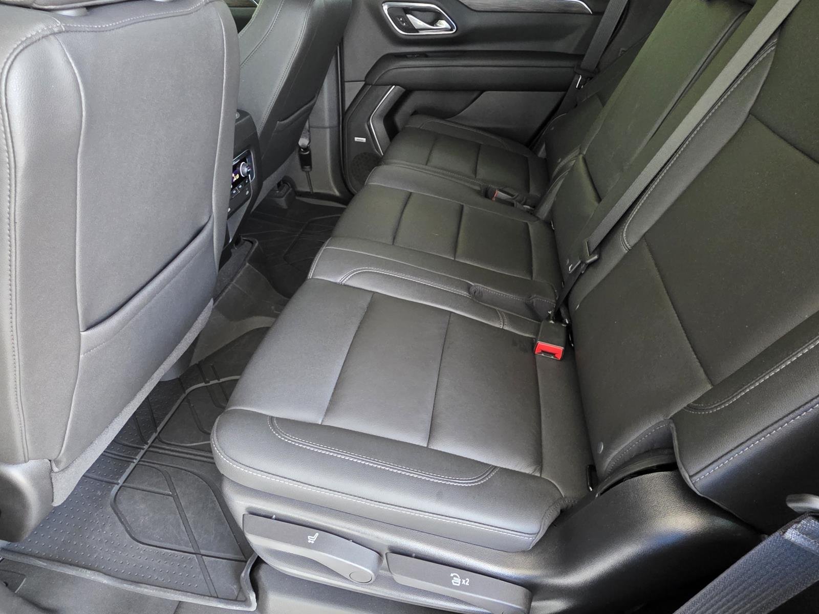 2022 Chevrolet Tahoe Z71 - Photo 9