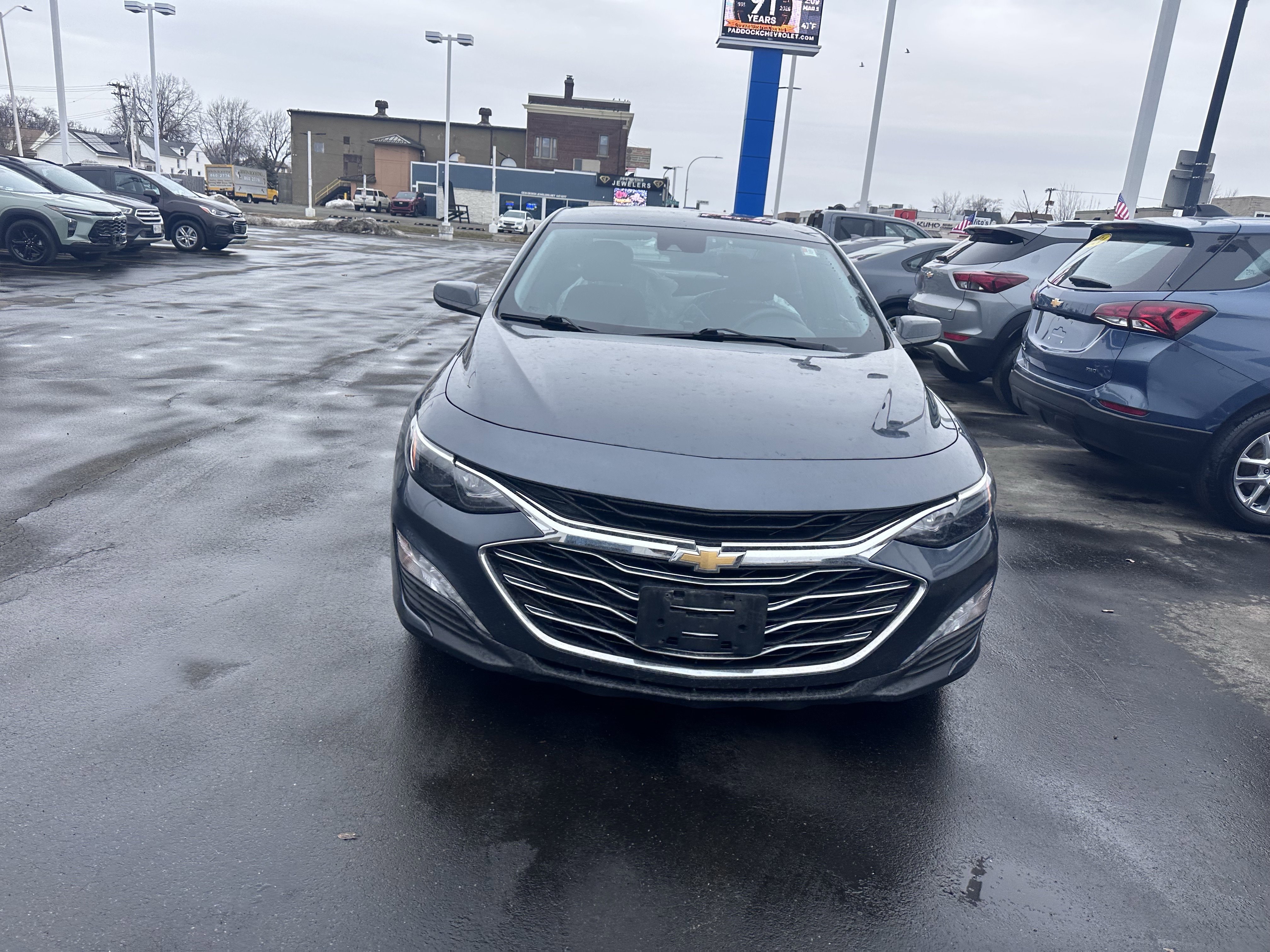 Used 2019 Chevrolet Malibu 1LT with VIN 1G1ZD5ST0KF199883 for sale in Kenmore, NY