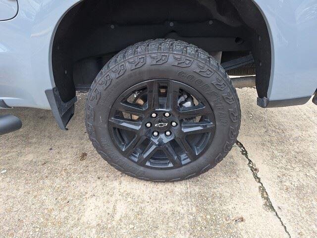 Used 2024 Slate Gray Metallic Chevrolet Custom Trail Boss image 22