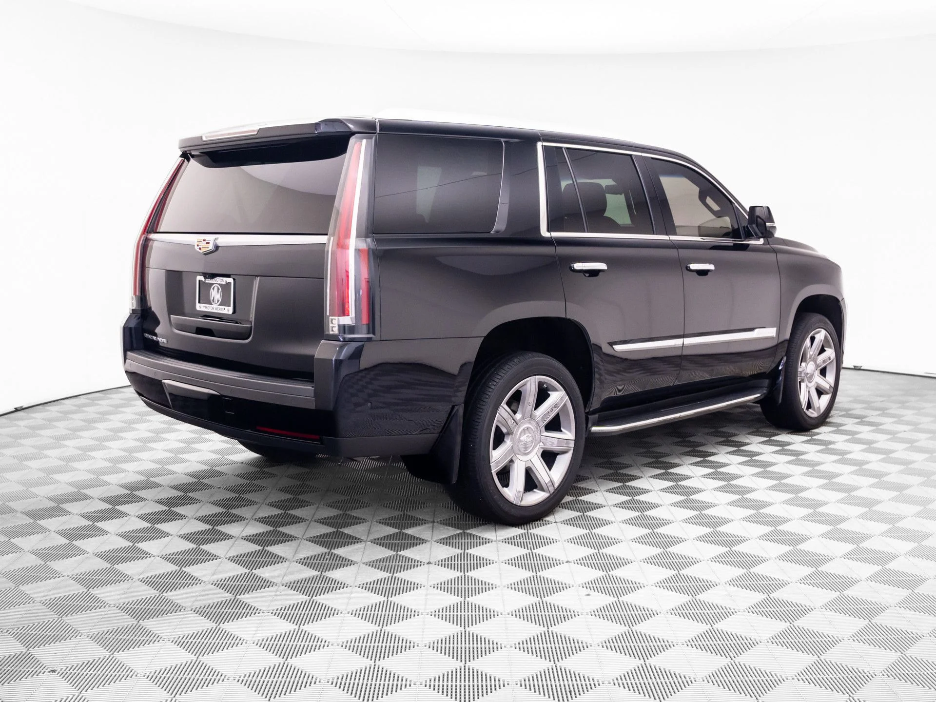 Used 2019 Black Cadillac Luxury image 4