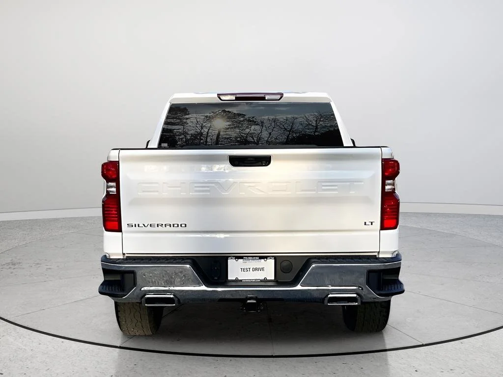 New 2026 Chevrolet Silverado 1500 LT 4D Crew Cab