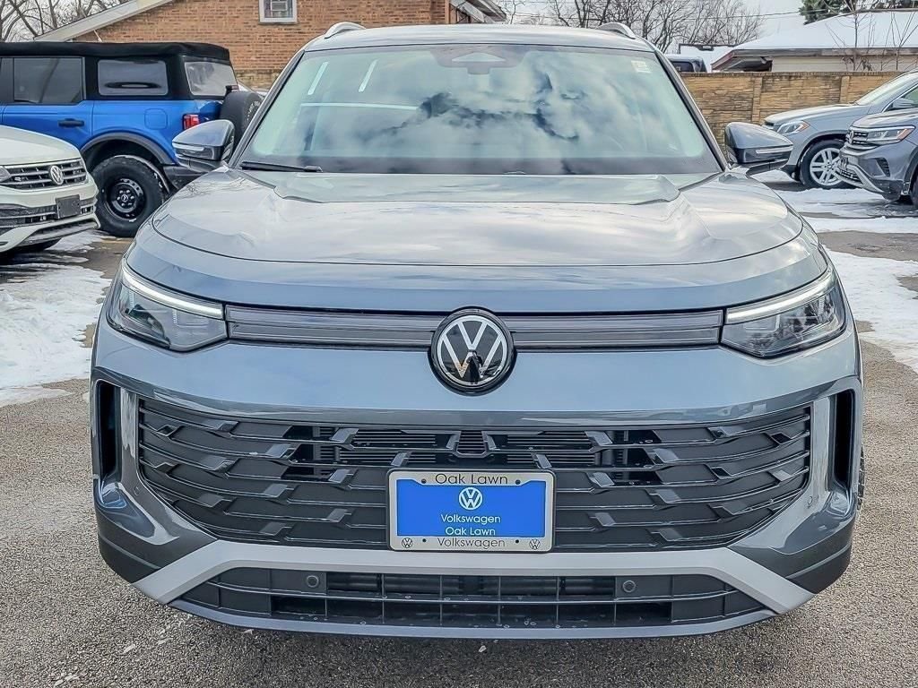 Used 2026 Platinum Gray Metallic Volkswagen 2.0T S image 2