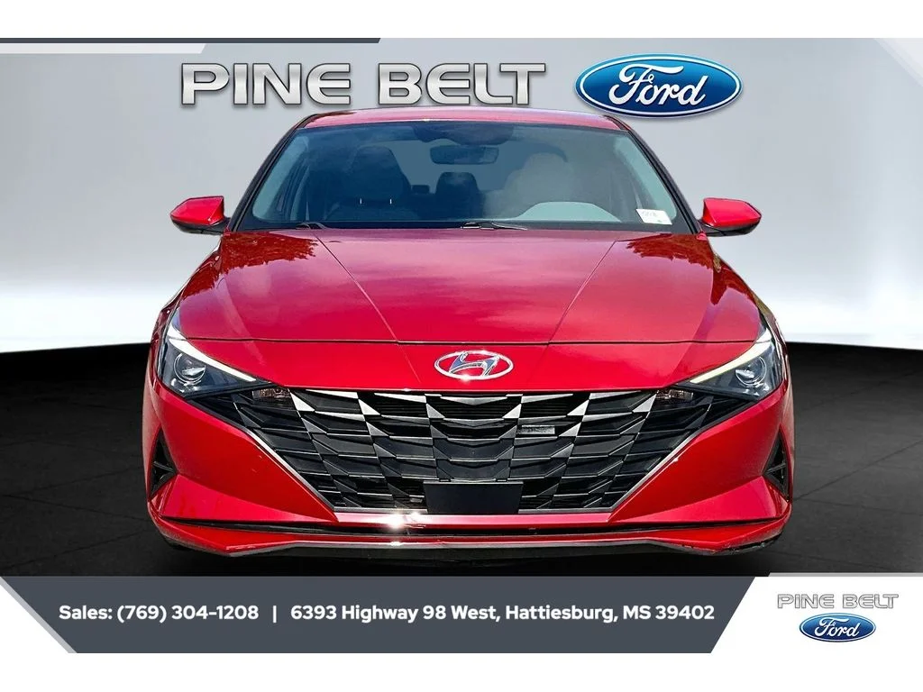 Used 2023 Scarlet Red Pearl Hyundai SEL image 3