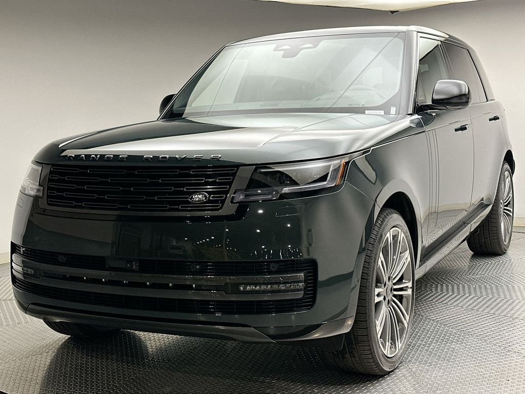 New 2026 Belgravia Green Land Rover SE image 1