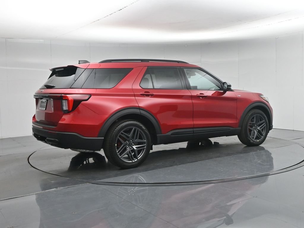 New 2026 Rapid Red Metallic Tinted Clearcoat Ford ST-Line image 27
