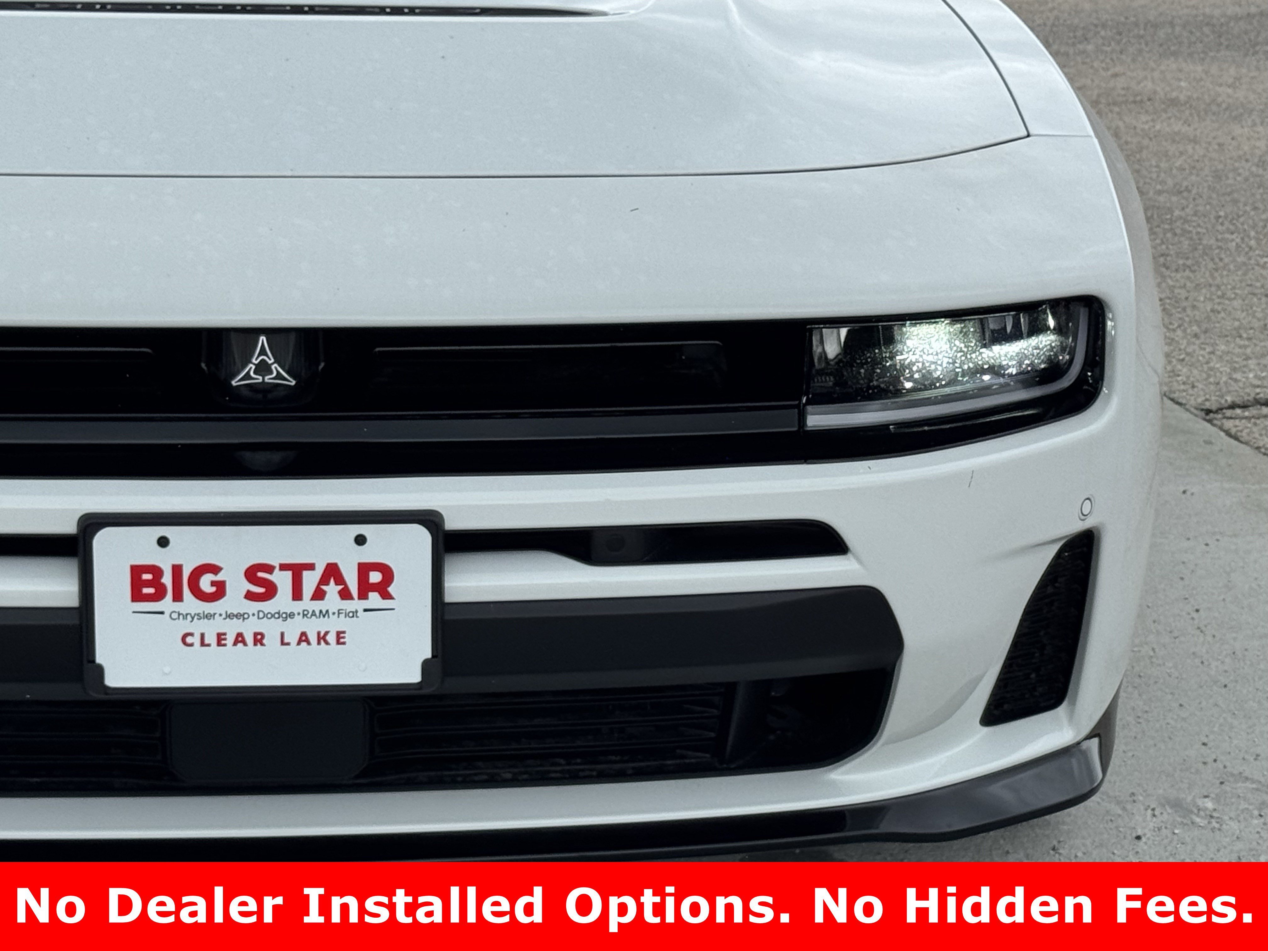 New 2026 White Knuckle Exterior Paint Dodge R/T image 4