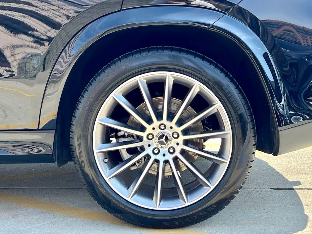 Certified Used 2024 Black Mercedes-Benz GLE 450 image 10
