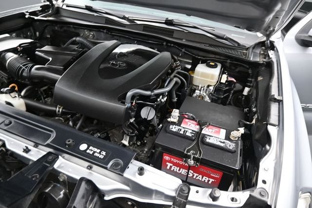 Used 2017 Silver Toyota TRD Off-Road image 39