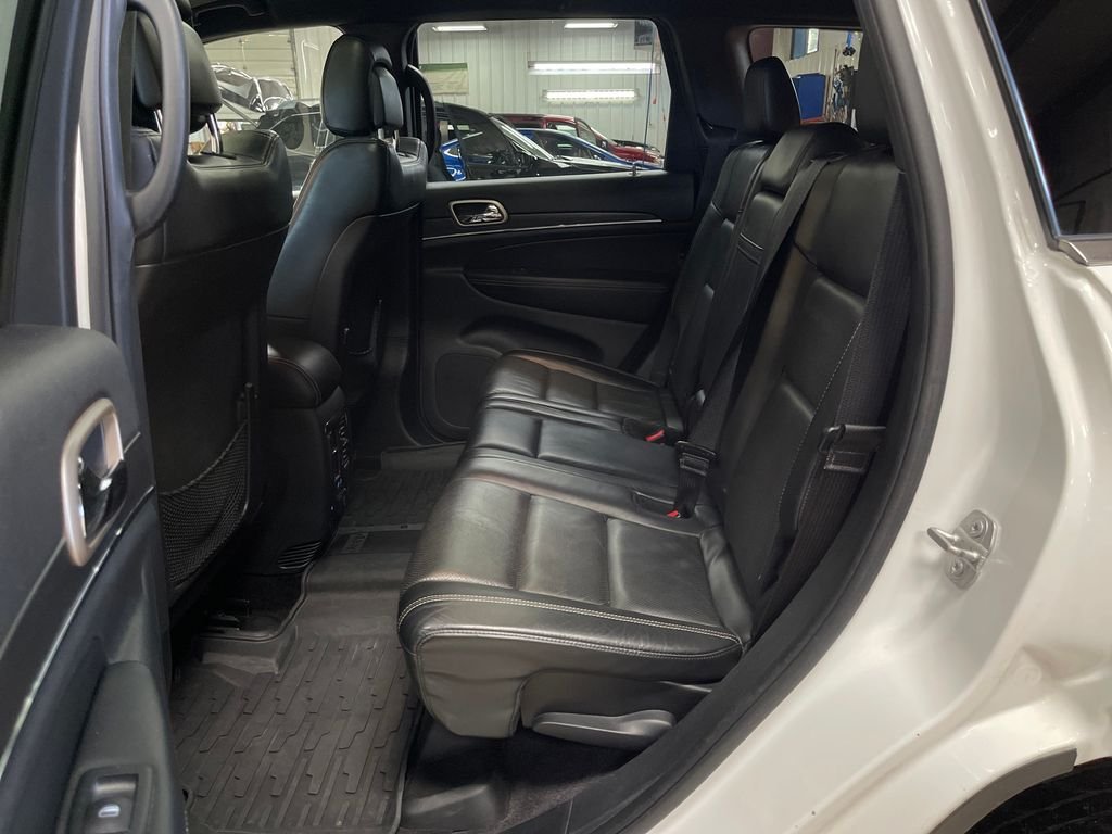 Used 2017 White Jeep Limited image 21