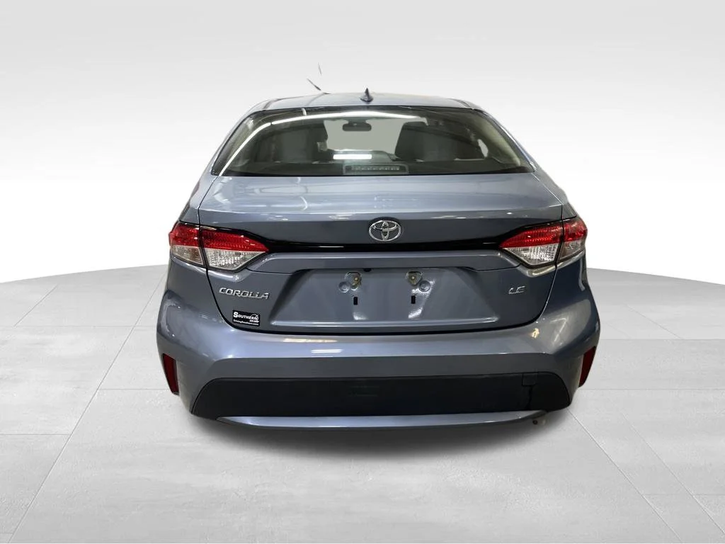 Used 2021 Blue Toyota LE image 4