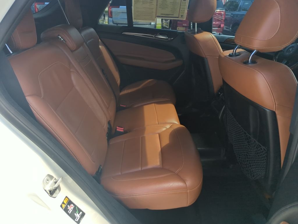 Used 2016  Mercedes-Benz GLE 400 image 33