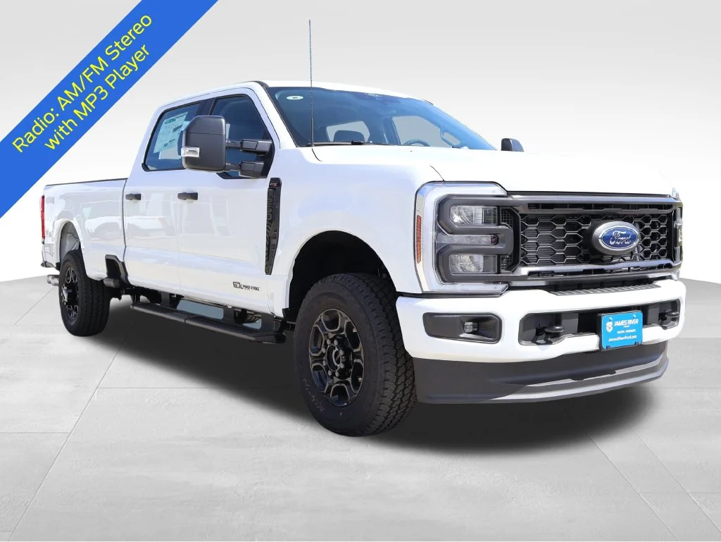 New 2026 Oxford White Ford F-250® XL image 7