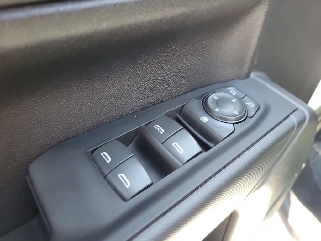 Used 2022 Summit White Chevrolet Custom Trail Boss image 16