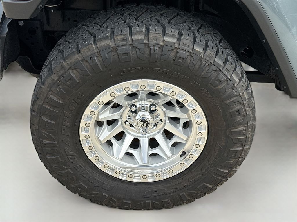 Used 2025 Anvil Clearcoat Jeep Sport S image 30