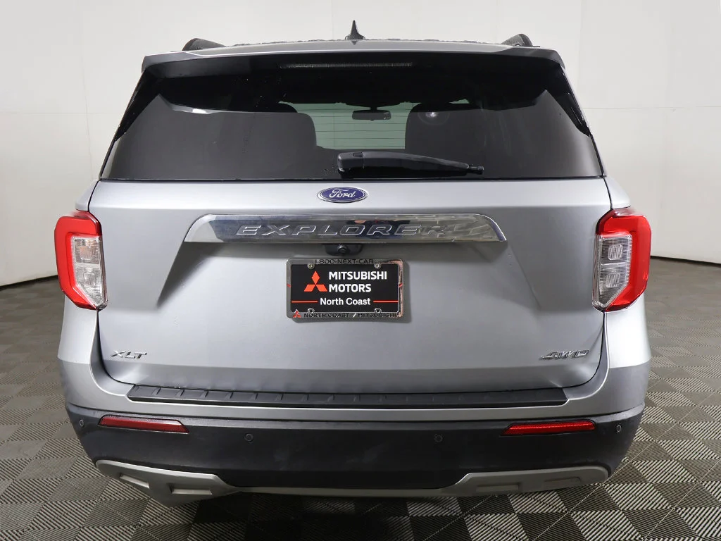 Used 2022 Silver Ford XLT image 12