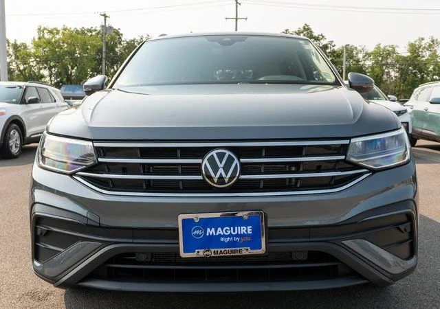 Used 2022 Gray Volkswagen 2.0T S image 3