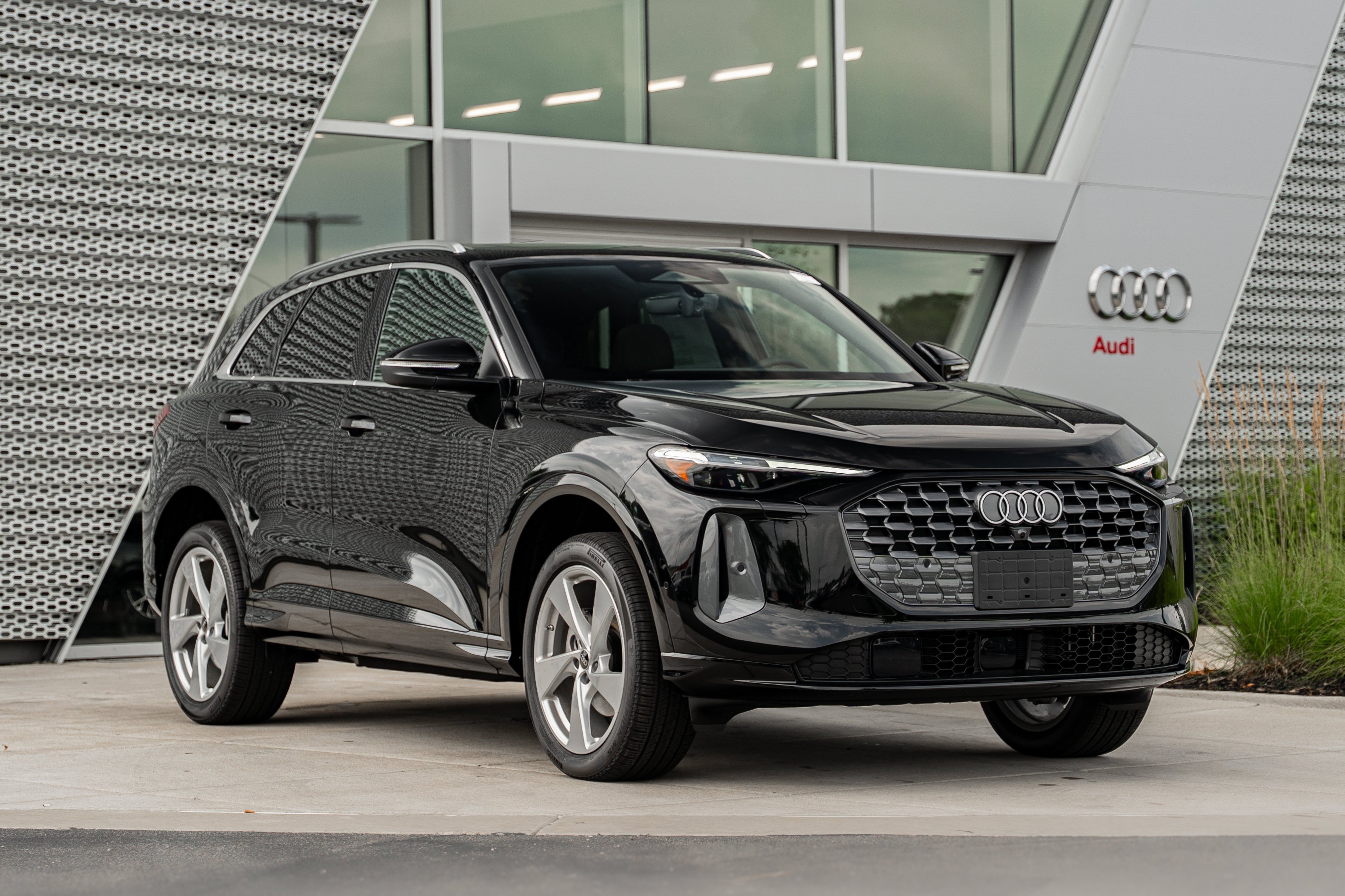 New 2026 Mythos Audi Premium Plus image 1