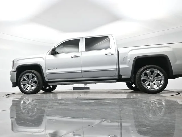 Used 2018 QUICKSILVER METALLIC GMC Denali image 26