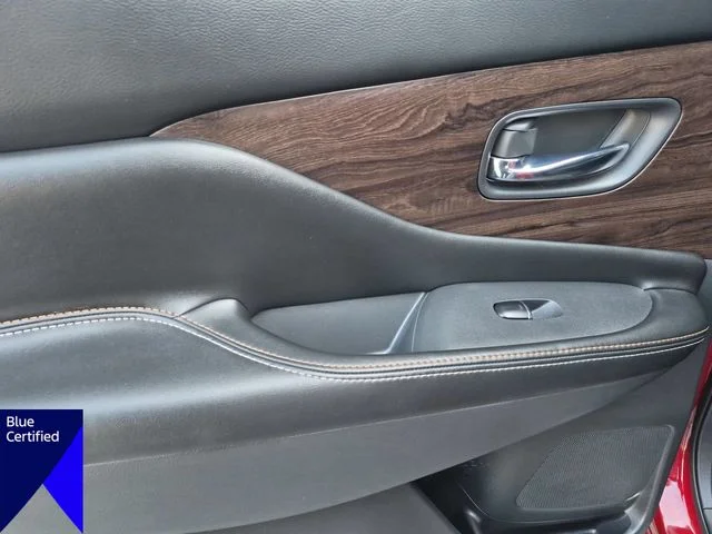 Used 2021 Red Nissan Platinum image 30