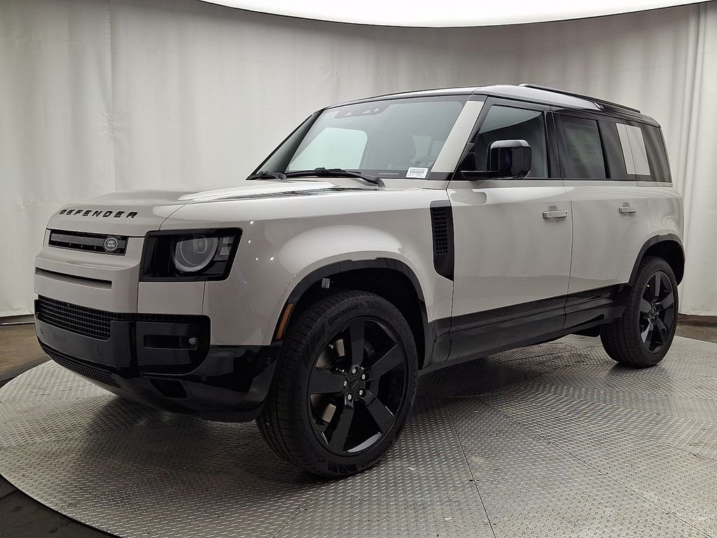 New 2026 Borasco Grey Metallic Land Rover X-Dynamic SE image 1