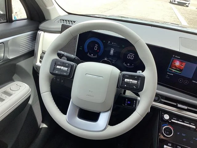New 2026 Hampton Gray Hyundai SEL image 13
