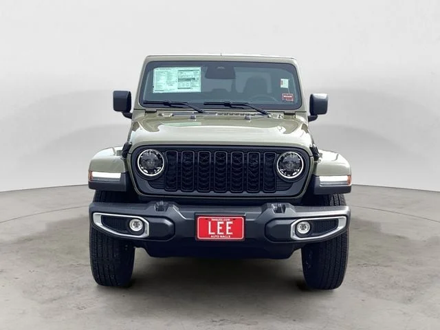 New 2026 41 Jeep SAHARA 4X4 image 9