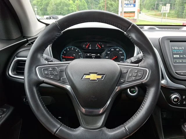 Used 2018 Silver Chevrolet LT image 19
