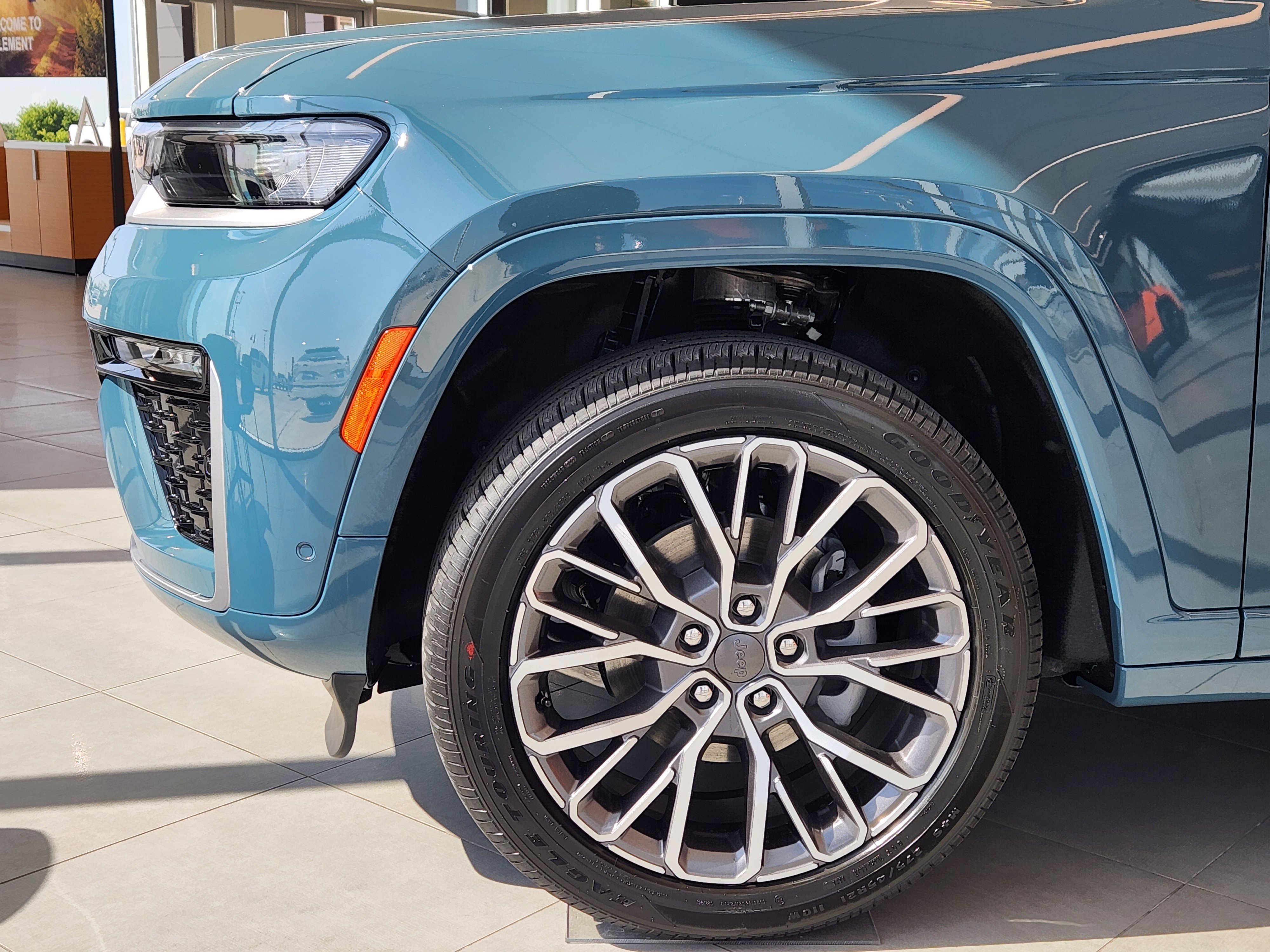New 2026 Steel Blue Exterior Paint Jeep Summit image 6