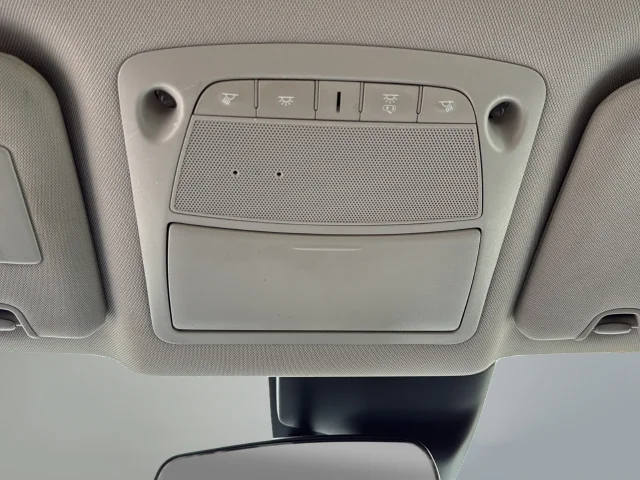 Used 2020 Gray Nissan S image 35