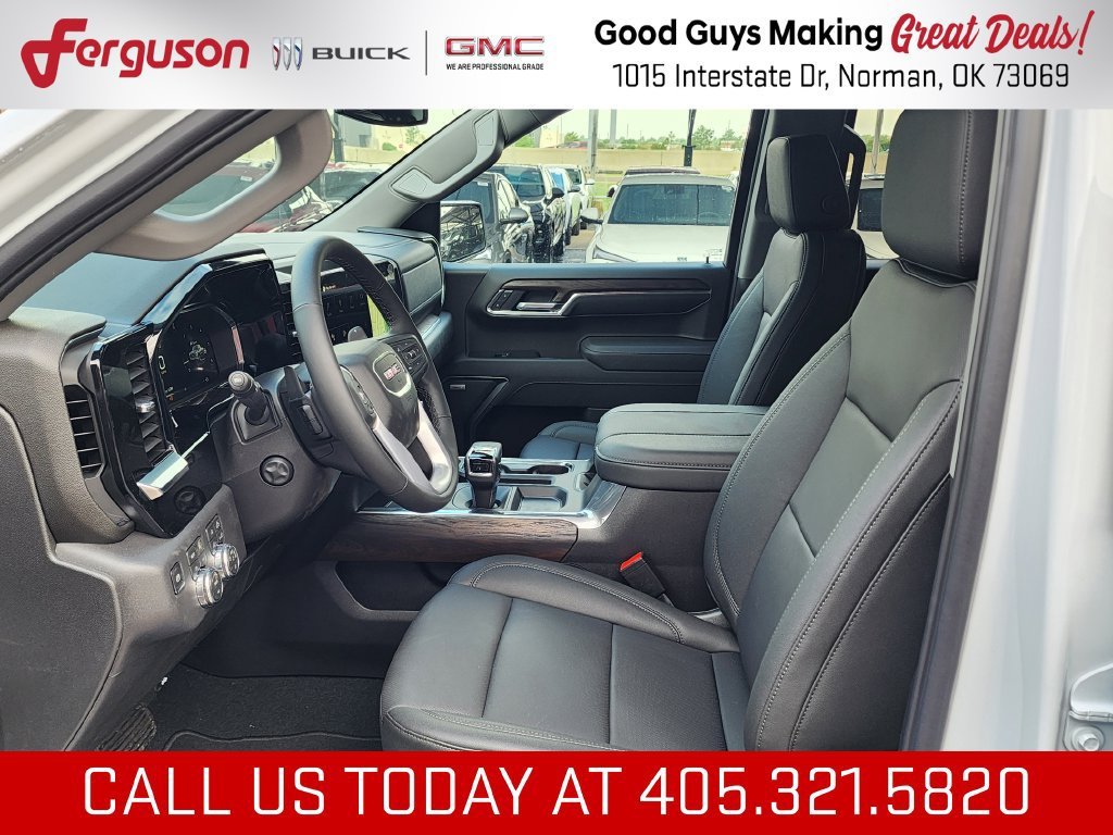 2026 GMC Sierra 1500 SLT - Photo 17