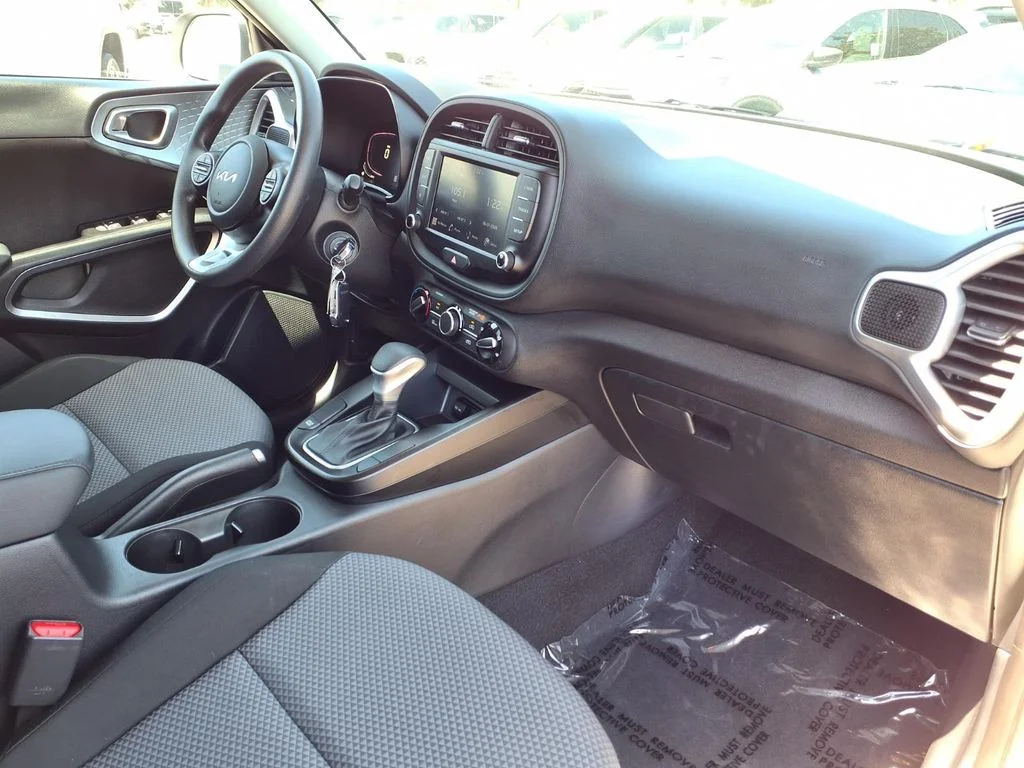 Certified Used 2024 White Kia LX image 14